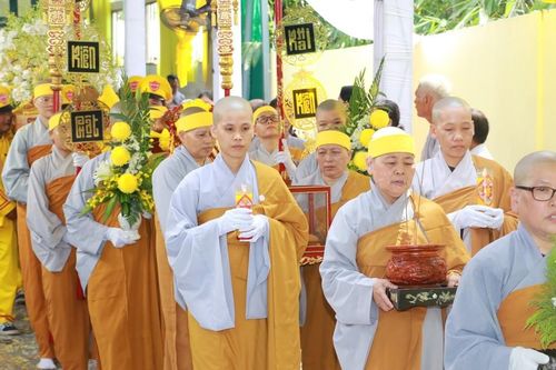 Đồng Tháp: Lễ truy niệm, phụng tống kim quan Ni trưởng Thích nữ Tâm Hậu nhập bảo tháp