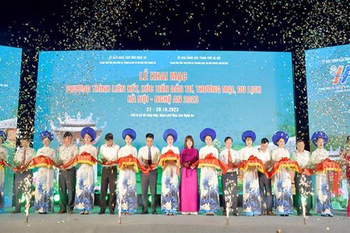 Khai mạc Chương trình 'Liên kết, đầu tư, xúc tiến thương mại, du lịch Hà Nội – Nghệ An 2023'