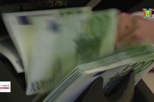 ECB chấm dứt chuỗi tăng lãi suất liên tiếp hơn 1 năm