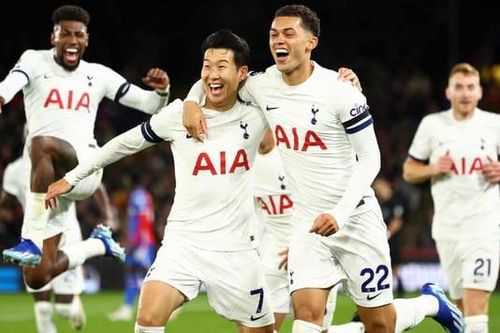 Tottenham tiếp tục ngự trị ngôi đầu sau chiến thắng nhọc nhằn
