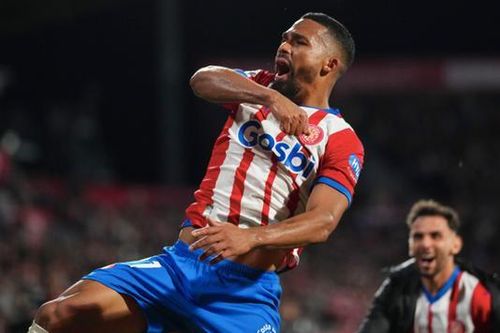 CLB Girona tạm chiếm ngôi đầu bảng La Liga