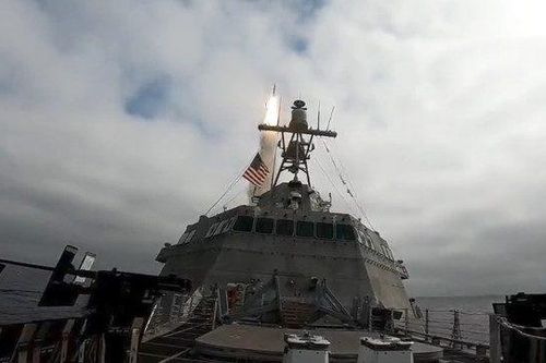 Tàu chiến ven bờ USS Savannah bội phần đáng sợ khi được tích hợp tên lửa SM-6