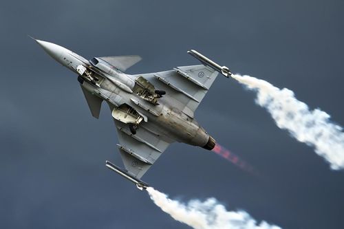 Nga phải đặc biệt đề phòng tiêm kích JAS-39 Gripen thay vì F-16