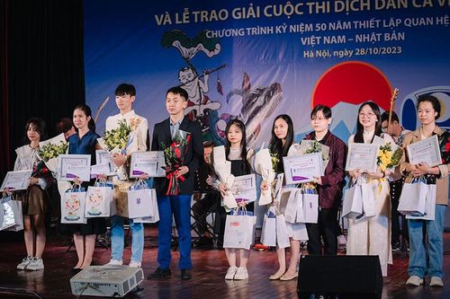 Liên hoan và thi dịch lời dân ca Việt Nam-Nhật Bản