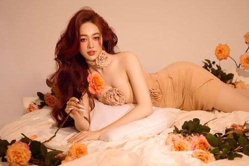 Hot girl phòng gym 'đất Mỏ' sở hữu vẻ đẹp tràn nhựa sống