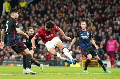 Vòng 10 Ngoại hạng Anh: Man Utd nghênh tiếp 'gã hàng xóm ồn ào' Man City, Arsenal thắng đậm đối thủ cuối bảng