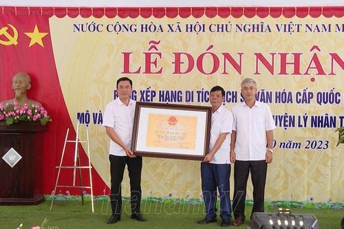 Mộ và Khu lưu niệm nhà văn Nam Cao được xếp hạng di tích quốc gia