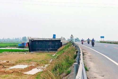 Đề xuất gia hạn và điều chỉnh vốn đầu tư dự án nâng cấp mở rộng Quốc lộ 9