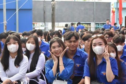 Mong đoàn viên, thanh niên tích cực hành động thực hiện văn hóa giao thông