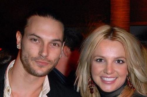 Britney Spears bị tố giật chồng người khác