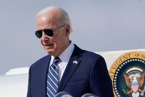 Chiến đấu cơ Mỹ chặn máy bay dân sự gần nhà của Tổng thống Joe Biden