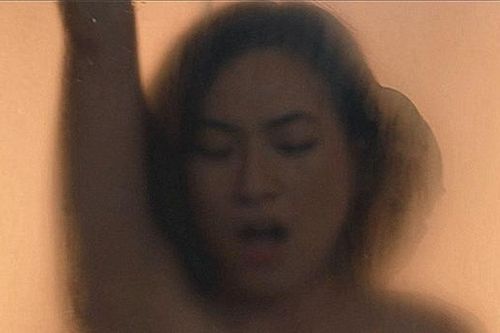 Phim có Miu Lê, Phương Anh Đào ngập cảnh nóng