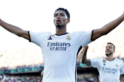 Real Madrid thắng ngược Barca: Điệu rock của Bellingham
