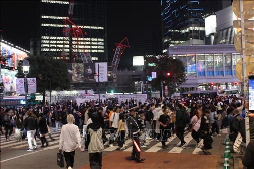 An ninh thắt chặt không làm giảm sức hút Halloween tại Tokyo