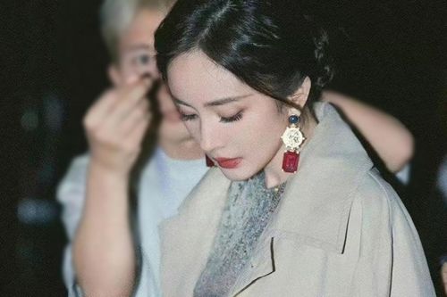 Dương Mịch gây sốt vì gợi nhớ hình ảnh đỉnh cao 9 năm trước