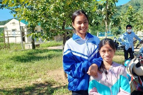 Quảng Ngãi: Mang niềm vui đến với bà con Cadong ở Sơn Tây