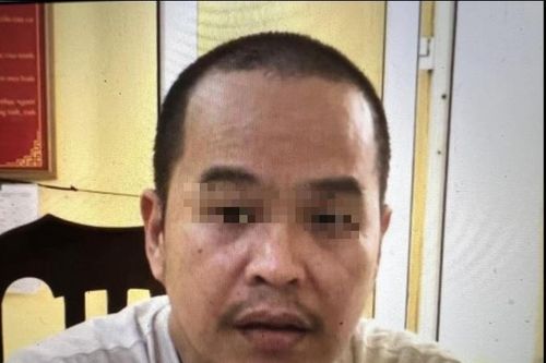 Đốt tiền theo lời hứa của 'cán bộ Cảng hàng không'