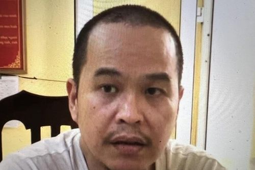'Nổ' là nhân viên Cảng hàng không để lừa 'chạy việc, chạy trường'