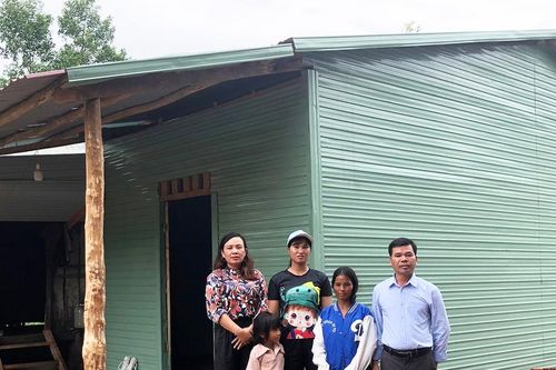 Kông Chro quan tâm hỗ trợ người dân vươn lên ổn định cuộc sống