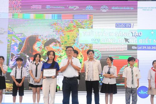 Truyền đạt thông điệp của giới trẻ về vấn đề an toàn giao thông