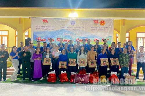 Nhiều hoạt động ý nghĩa tại chương trình 'Trao yêu thương – Gửi ước mơ em'