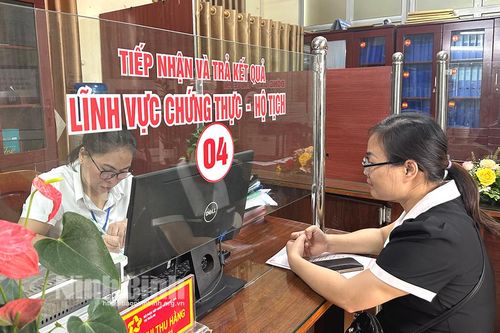 Hiệu quả bước đầu triển khai mô hình 'Công dân số' ở Gia Viễn