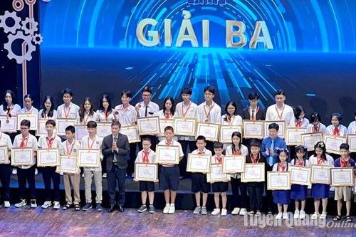 Tuyên Quang có 2 đề tài được trao giải tại cuộc thi Sáng tạo dành cho thanh thiếu niên, nhi đồng toàn quốc