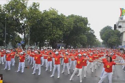 2.000 người cao tuổi tham gia ngày hội rèn luyện sức khỏe