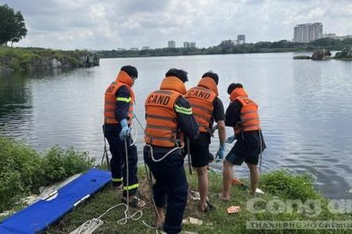 Đã tìm thấy thi thể thanh niên mất tích dưới hồ đá ĐHQG TPHCM