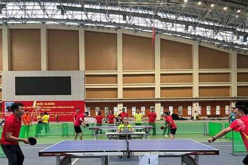 Hội khỏe cán bộ, công chức các cơ quan Đảng Thành ủy Hà Nội năm 2023