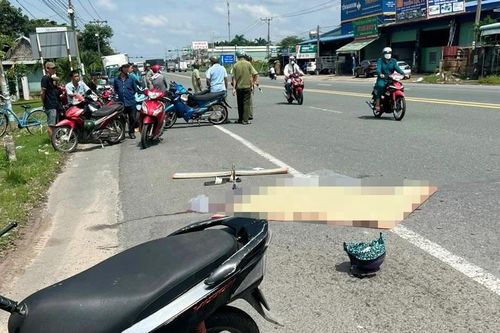 Tai nạn giao thông mới nhất 30/10/2023:Va chạm xe tải, học sinh lớp 3 tử vong