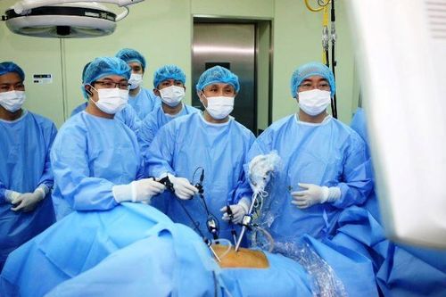 Bệnh viện Trung ương Huế giành giải Nhất khu vực Đông Nam Á về phẫu thuật nội soi cắt đại trực tràng