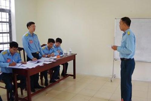 Lữ đoàn Không quân 918 kiểm tra phân cấp kỹ thuật phi công, thành viên tổ bay
