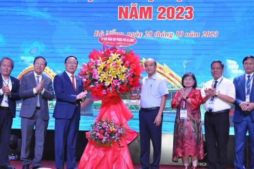 Y tế tư nhân góp phần tích cực bảo vệ, nâng cao sức khỏe cho người dân