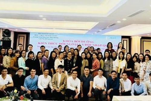 Học viện Ngoại giao tăng cường đào tạo, bồi dưỡng cho các bộ, ngành, địa phương và tổ chức đối ngoại nhân dân