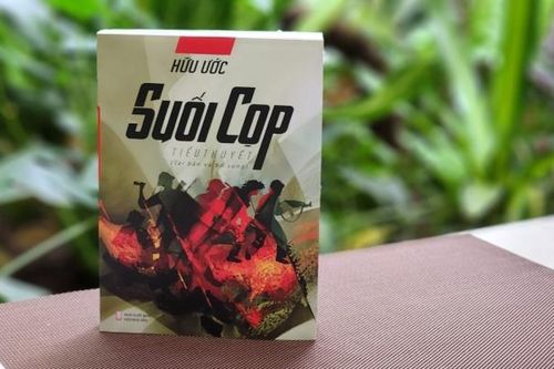 Trung tướng, nhà văn Hữu Ước ra mắt tiểu thuyết 'Suối Cọp'