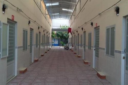 Nhiều khu trọ công nhân phải rao bán do lượng khách thuê giảm mạnh