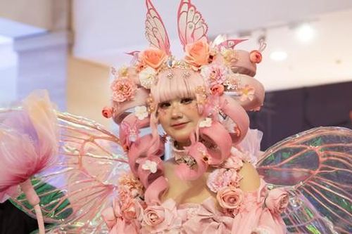 Giới trẻ Hà Nội chịu chơi chi cả chục triệu sắm đồ hóa trang Halloween