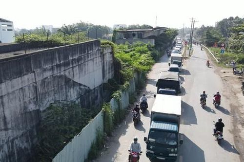 Nhiều dự án giao thông bị 'treo' ở TPHCM sắp thi công trở lại