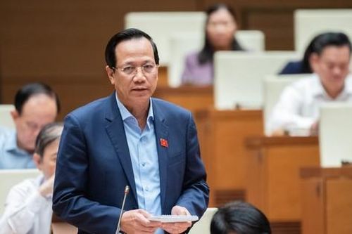Bộ trưởng Đào Ngọc Dung: 'Không ai sinh ra và lớn lên lại muốn mình nghèo'