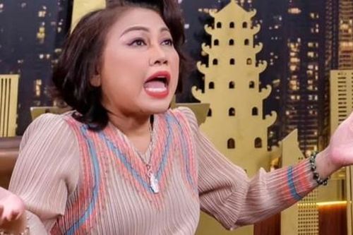 Showbiz 30/10: Siu Black kể trầm cảm nặng, 10 ngày không ăn uống