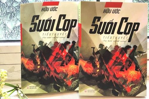 Ra mắt tiểu thuyết chiến tranh 'Suối Cọp'