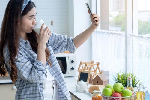 Fami tặng phụ nữ Việt cẩm nang sống cân bằng để tự tin tỏa sáng