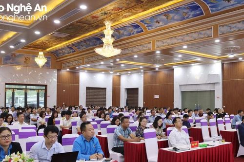 Tập huấn chính sách mới liên quan đến cán bộ, công chức, viên chức