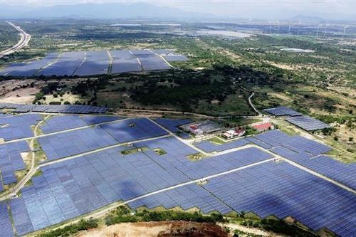 Thế giới cần đầu tư vào năng lượng tái tạo 1.300 tỷ USD mỗi năm