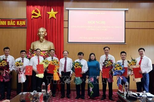 Bắc Kạn điều động, bổ nhiệm nhiều cán bộ lãnh đạo, quản lý