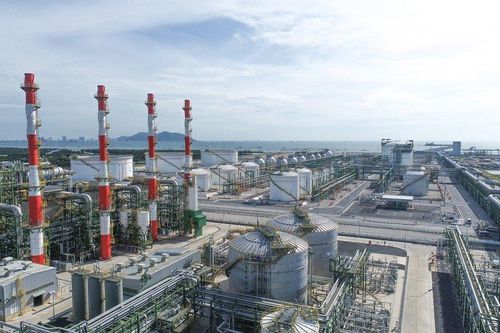 Chạy thử nghiệm tổ hợp hóa dầu đầu tiên tại Việt Nam trị giá 5 tỷ USD