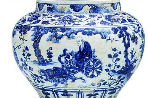 Chiếc hũ sứ được mua 30 nghìn đồng để đựng vật dụng trong nhà lại là bảo vật giá trị hơn 470 tỷ đồng