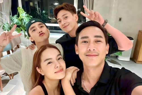 Sơn Tùng M-TP hội ngộ dàn cast Chàng Trai Năm Ấy sau gần 1 thập kỷ, chỉ thiếu mỗi Hari Won
