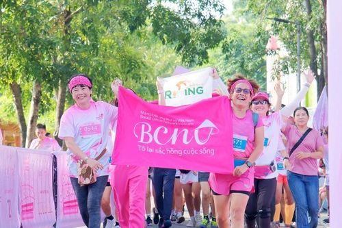 Ngày hội Nón hồng: Sôi nổi giải chạy 'PinkRun' và nhiều hoạt động vì bệnh nhân ung thư vú